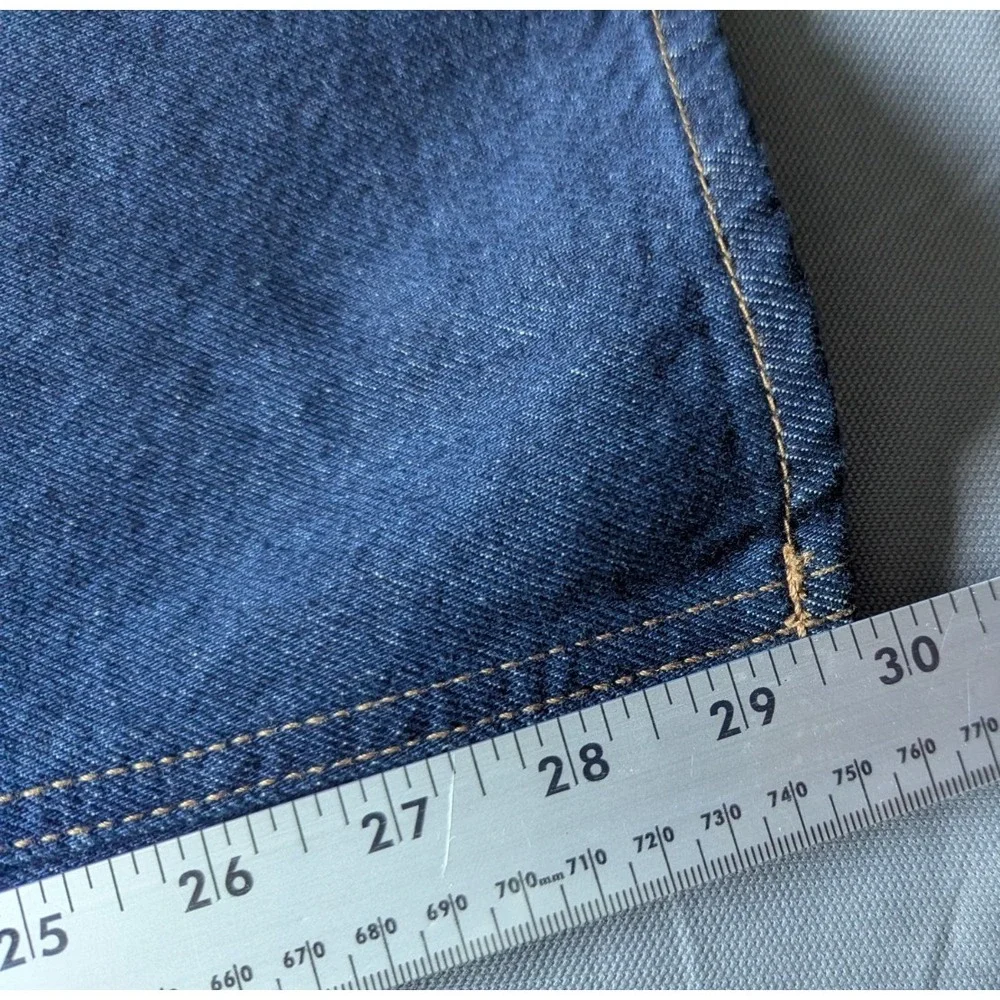 Old Navy good bucket rigid Straight dark blue wash 33x32, new with out tags